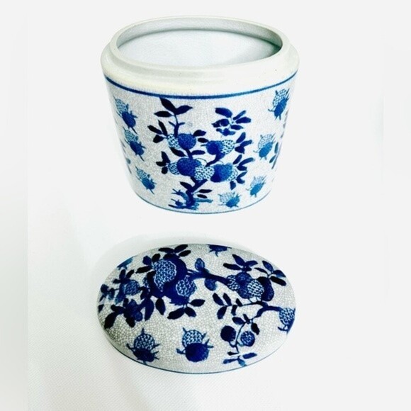 Blue&White Floral Porcelain Canister Jar‎ Container - Picture 4 of 10